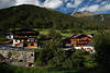003071_Obermauern Naturidylle Virgental Dorfhuser Pension mit Alpenblick Hohe Tauern Gipfel