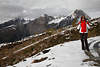 005349_Drei Gipfel Foto Wanderin Portrt Hintergrund Frau in Alpen Panorama