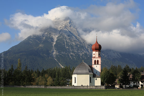 Leutasch Hohe Munde Gipfel ber Pfarrkirche