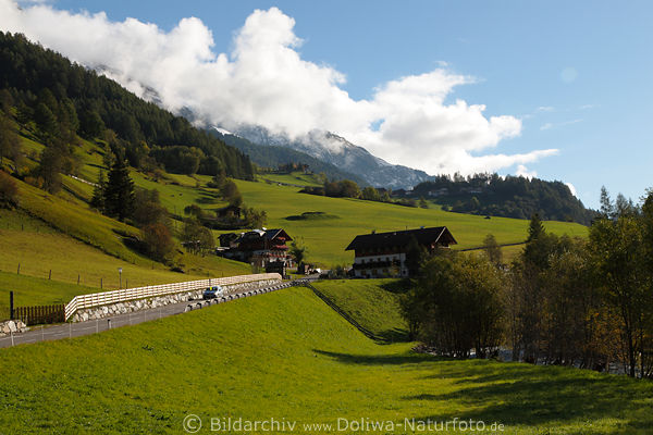 Prgraten Bichl Bauernhof saftige Bergwiese